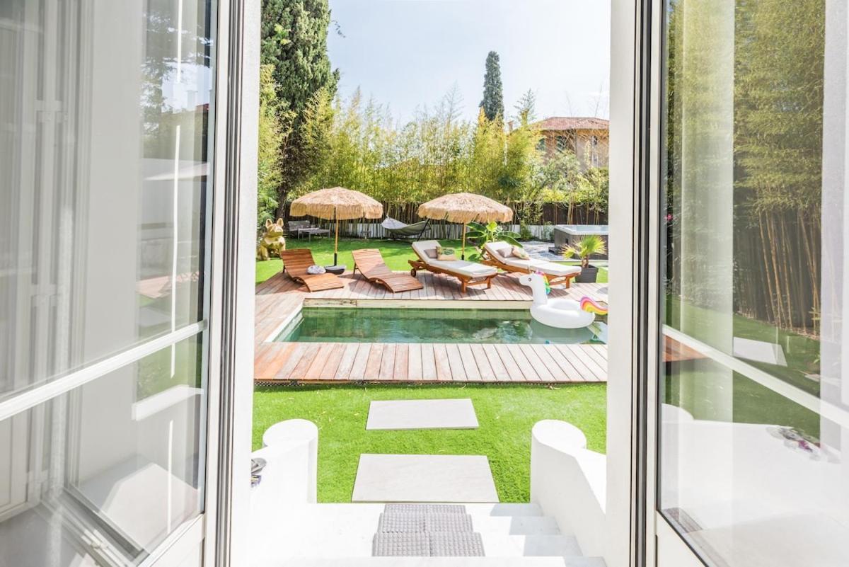Villa 220m2 - Pool Villa, 4 Bedrooms, Hot Tub Cannes